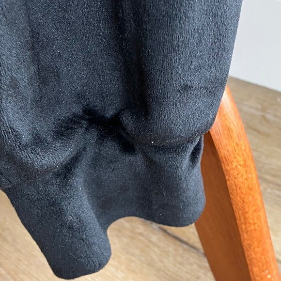 Black Velour Lounge Set - Medium - Picture 6 of 9